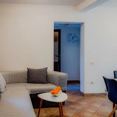 Katia Apartment *